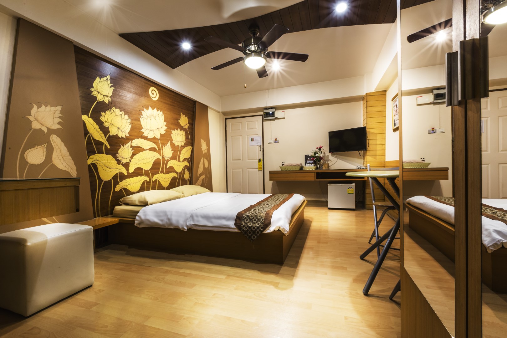 ห้องมาตรฐาน C707 (Standard Corner)